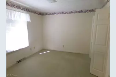 4911 Pond Drive NW, North Canton, OH 44720 - Photo 17