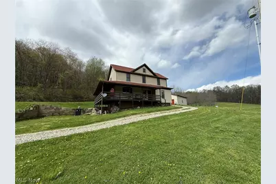 11140 Strasburg Bolivar Road NW, Bolivar, OH 44612 - Photo 1