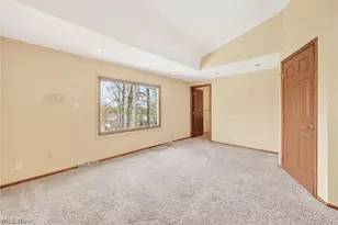 2300 Green Acres Dr, Parma, OH 44134 - Photo 29