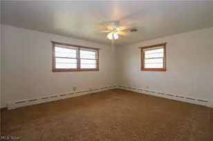66 S Beverly Ave, Austintown, OH 44515 - Photo 15