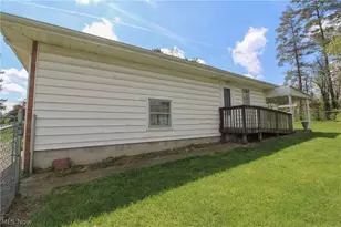 66 S Beverly Ave, Austintown, OH 44515 - Photo 37