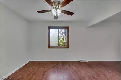 2540 Charney Road, University Heights, OH 44118 - Photo 21