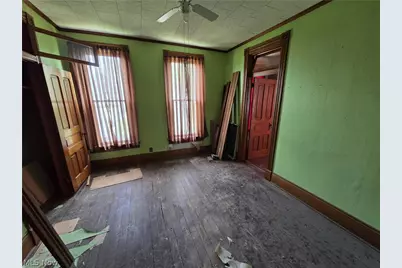 117 Greenmount Avenue, Barnesville, OH 43713 - Photo 3