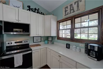118 Sassafras Drive, Vermilion, OH 44089 - Photo 9