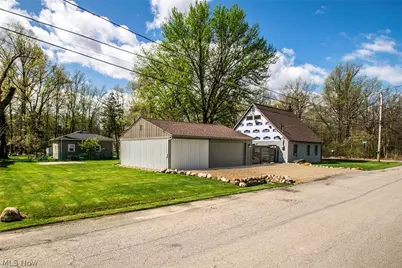 3901 Dale Avenue, Lorain, OH 44055 - Photo 9