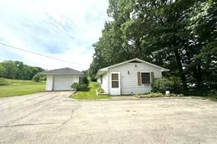 3875 Roseville Rd, Zanesville, OH 43701 - Photo 15