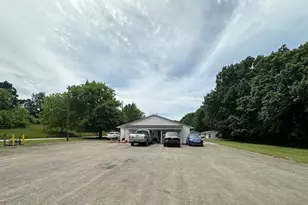 3875 Roseville Rd, Zanesville, OH 43701 - Photo 17