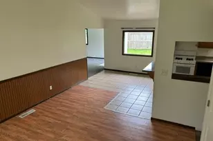 1882 Paul Dr, Brunswick, OH 44212 - Photo 9