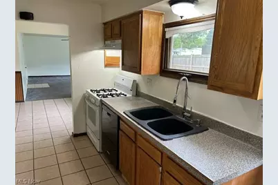 1882 Paul Drive, Brunswick, OH 44212 - Photo 15