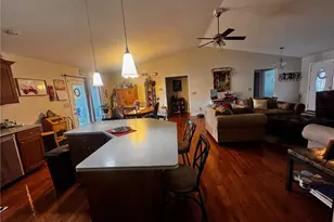 703 Oak Tree Ln, Belpre, OH 45714 - Photo 9