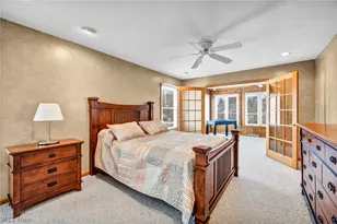 63 Sunset Cove Cir, Eastlake, OH 44095 - Photo 31