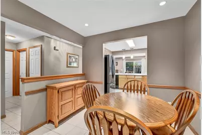 63 Sunset Cove Circle, Eastlake, OH 44095 - Photo 25