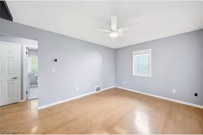 4515 Pershing Avenue, Parma, OH 44134 - Photo 5