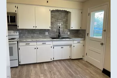 1828 Basil Avenue, Youngstown, OH 44514 - Photo 9