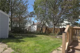 412 Alexander Ave, Lorain, OH 44052 - Photo 17