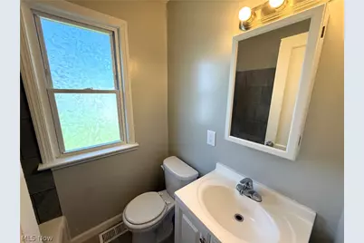 4606 Lincoln Avenue, Parma, OH 44134 - Photo 7