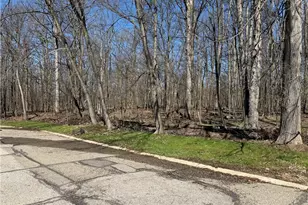 7607 Creekwood Dr, North Royalton, OH 44133 - Photo 5