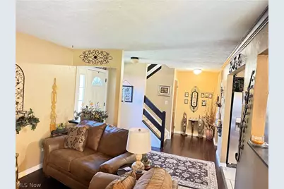 7607 Creekwood Drive, North Royalton, OH 44133 - Photo 7