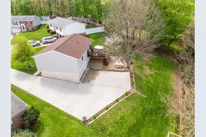 821 36th Street NW, Canton, OH 44709 - Photo 3