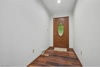 482 Junior Avenue, Akron, OH 44312 - Photo 7
