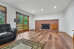 482 Junior Ave, Akron, OH 44312 - Photo 13