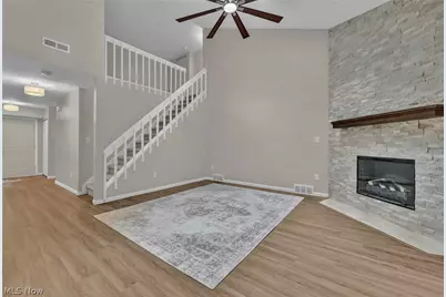 93 Silver Valley Boulevard, Munroe Falls, OH 44262 - Photo 13