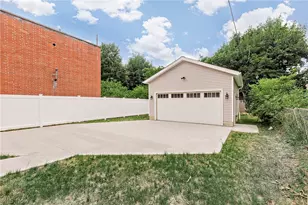 2240 E 97th St, Loveland, OH 44106 - Photo 39