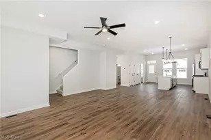2240 E 97th St, Loveland, OH 44106 - Photo 5