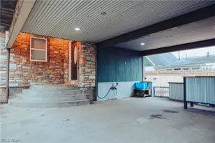 935 E Front St, Dover, OH 44622 - Photo 13