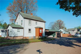 935 E Front St, Dover, OH 44622 - Photo 15