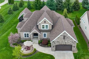 238 Westview Dr, Aurora, OH 44202 - Photo 3