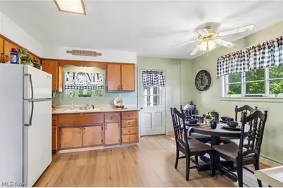 1927 W Prospect Road, Ashtabula, OH 44004 - Photo 13