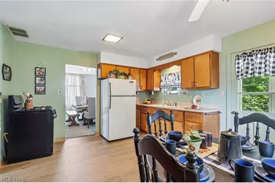 1927 W Prospect Road, Ashtabula, OH 44004 - Photo 15