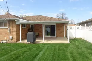 6195 Jamestown Dr, Parma, OH 44134 - Photo 5
