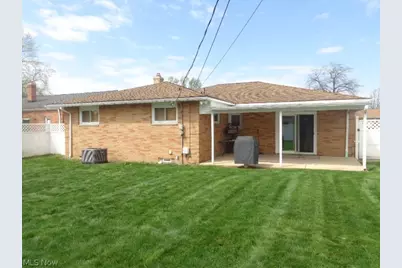 6195 Jamestown Drive, Parma, OH 44134 - Photo 3