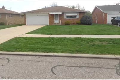 6195 Jamestown Drive, Parma, OH 44134 - Photo 7