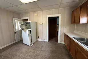 409 East St, Caldwell, OH 43724 - Photo 7