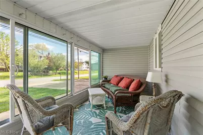 527 W Main Street, Dalton, OH 44618 - Photo 5