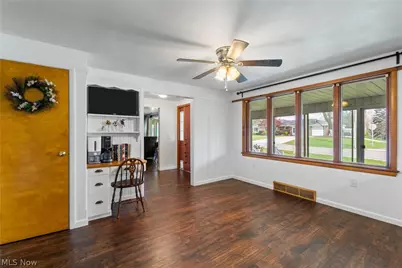 527 W Main Street, Dalton, OH 44618 - Photo 17