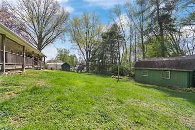 527 W Main Street, Dalton, OH 44618 - Photo 35