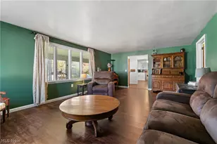 527 W Main St, Dalton, OH 44618 - Photo 9