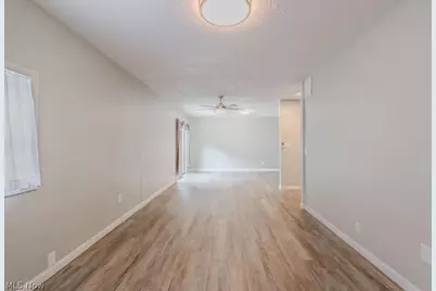 6429 Russia Road, South Amherst, OH 44001 - Photo 29