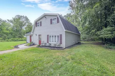 6429 Russia Road, South Amherst, OH 44001 - Photo 5