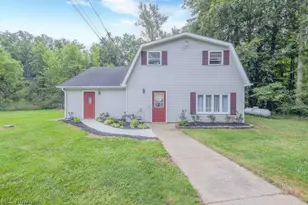 6429 Russia Rd, South Amherst, OH 44001 - Photo 3