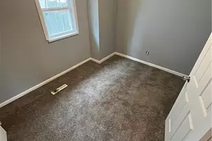1102 Brown St, Akron, OH 44301 - Photo 9