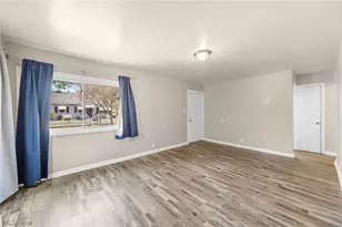 910 Ardella Ave, Akron, OH 44306 - Photo 5
