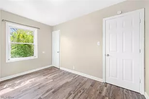 910 Ardella Ave, Akron, OH 44306 - Photo 21