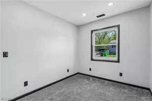 1424 5th St, Lakemore, OH 44250 - Photo 23