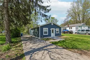 1424 5th St, Lakemore, OH 44250 - Photo 3