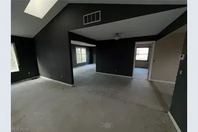 556 Greenside Drive, Painesville Twp, OH 44077 - Photo 31